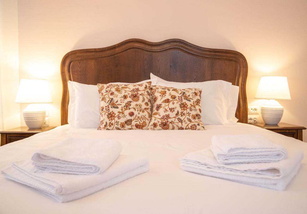 Seven Cafe & Hotel Pogradec Esterno foto